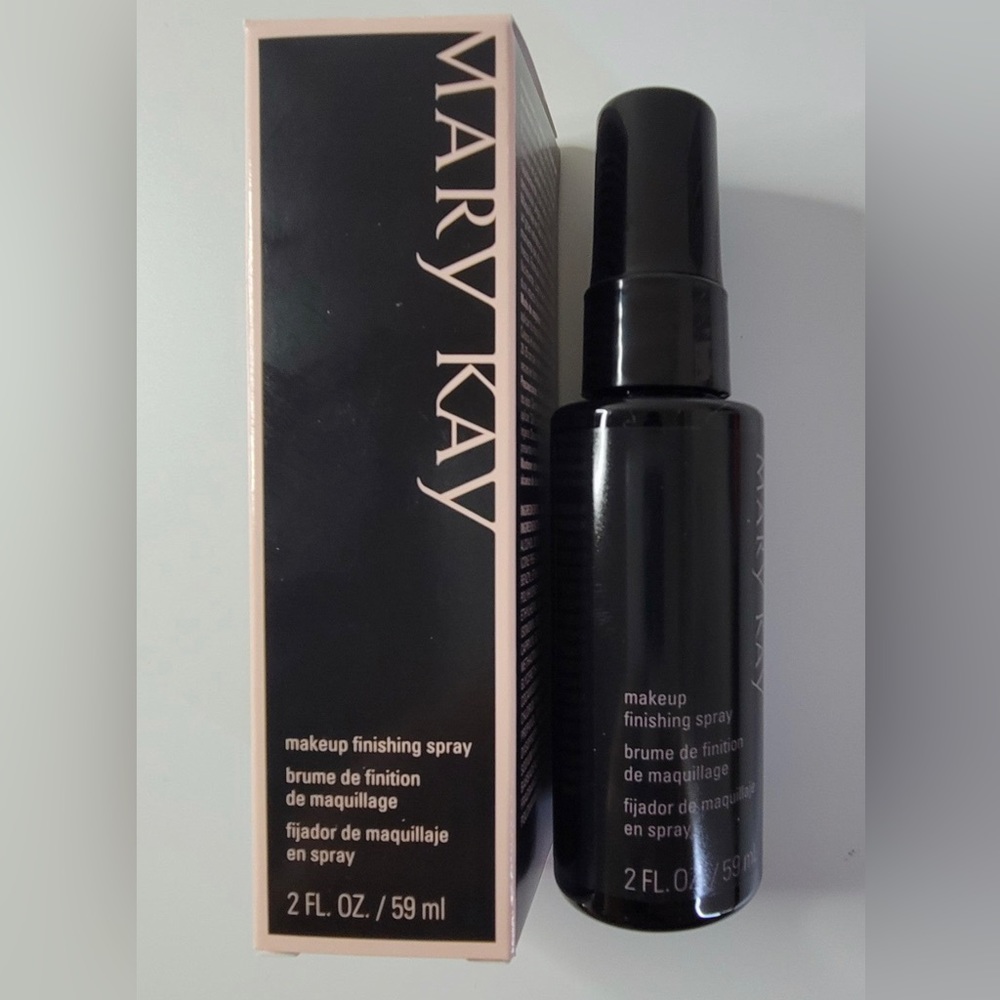 Mary Kay Makeup Finishing Spray